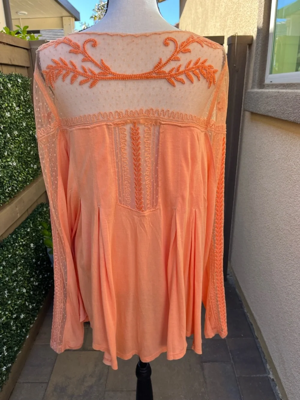 Retro Free People Peach Embroidered Boho Tunic Top 100% rayon